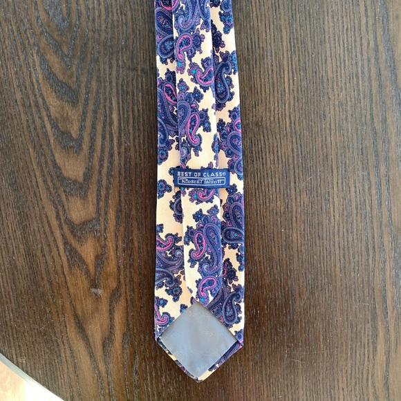 Robert Talbott Paisley Best of Class 100% Silk Tie - Picture 4 of 5